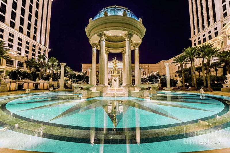 Nobu Hotel at Caesars Palace - Las Vegas - On The Strip - Pool