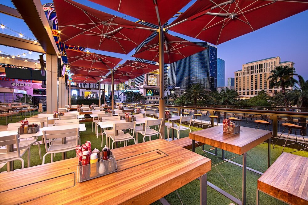 Beer Park las Vegas outdoor seating area overlooking the strip, during a nice chilly evening 