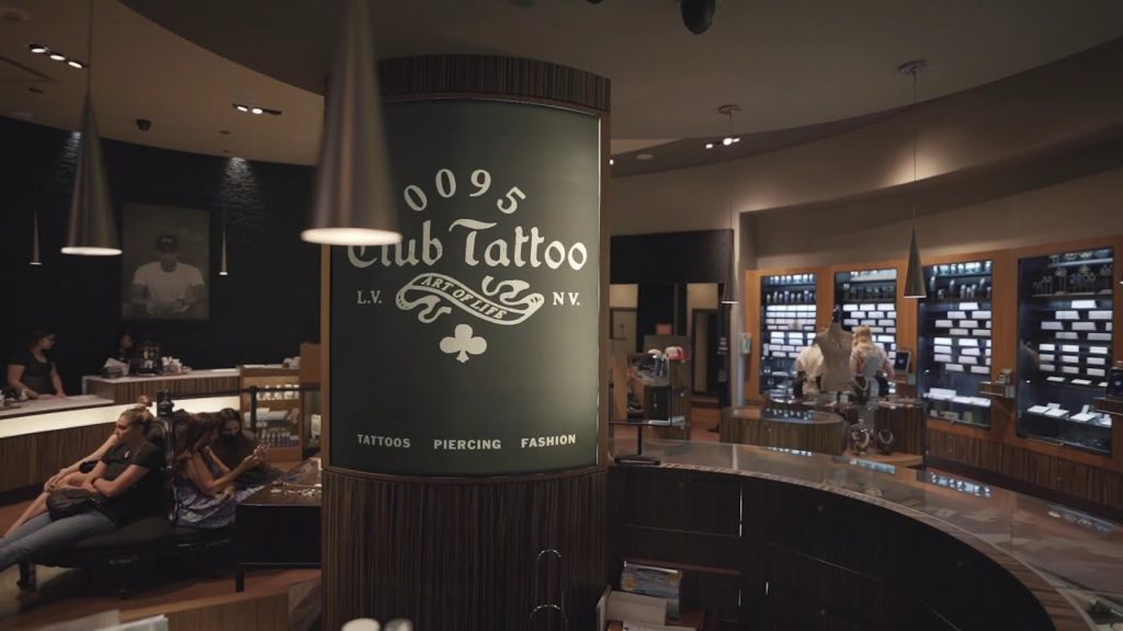 Sitz-/Wartebereich für Club Tattoo Tattoos Piercing und Mode