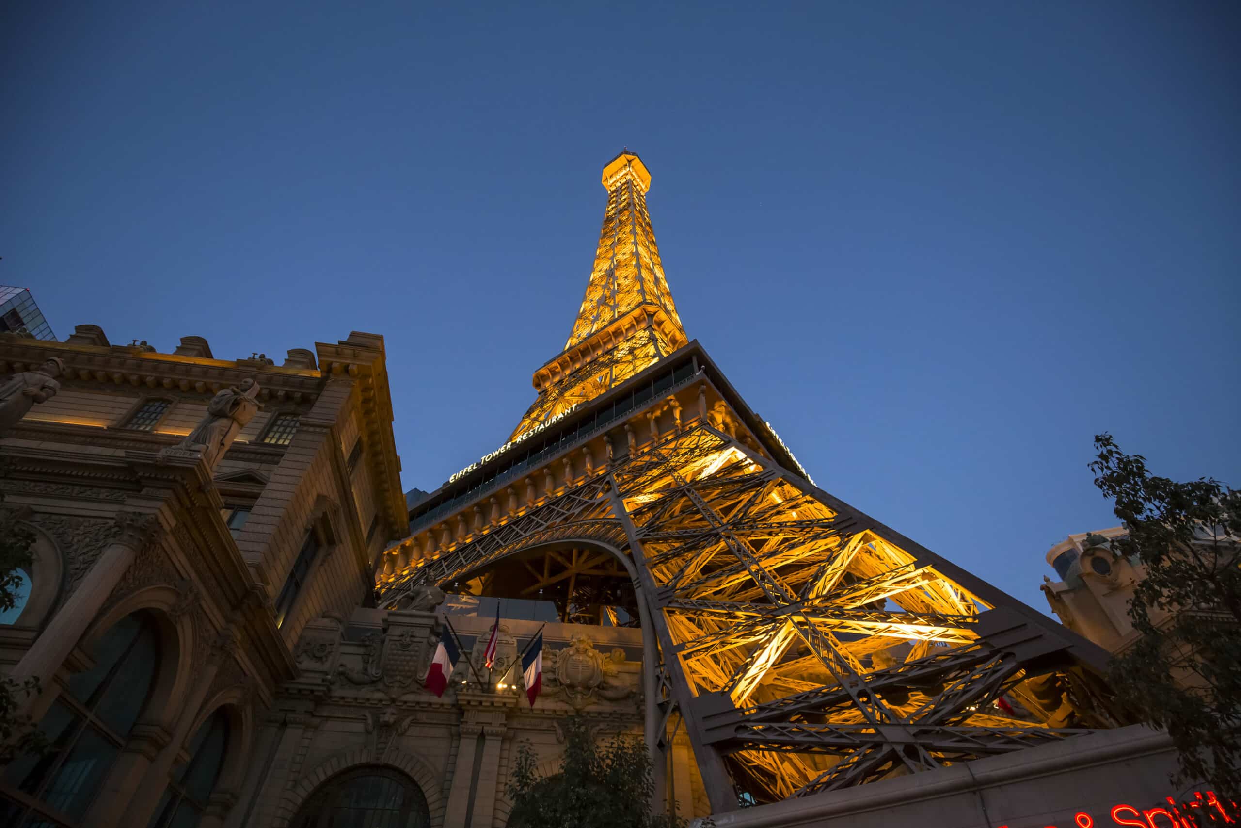 Las Vegas Eiffel Tower Restaurant View