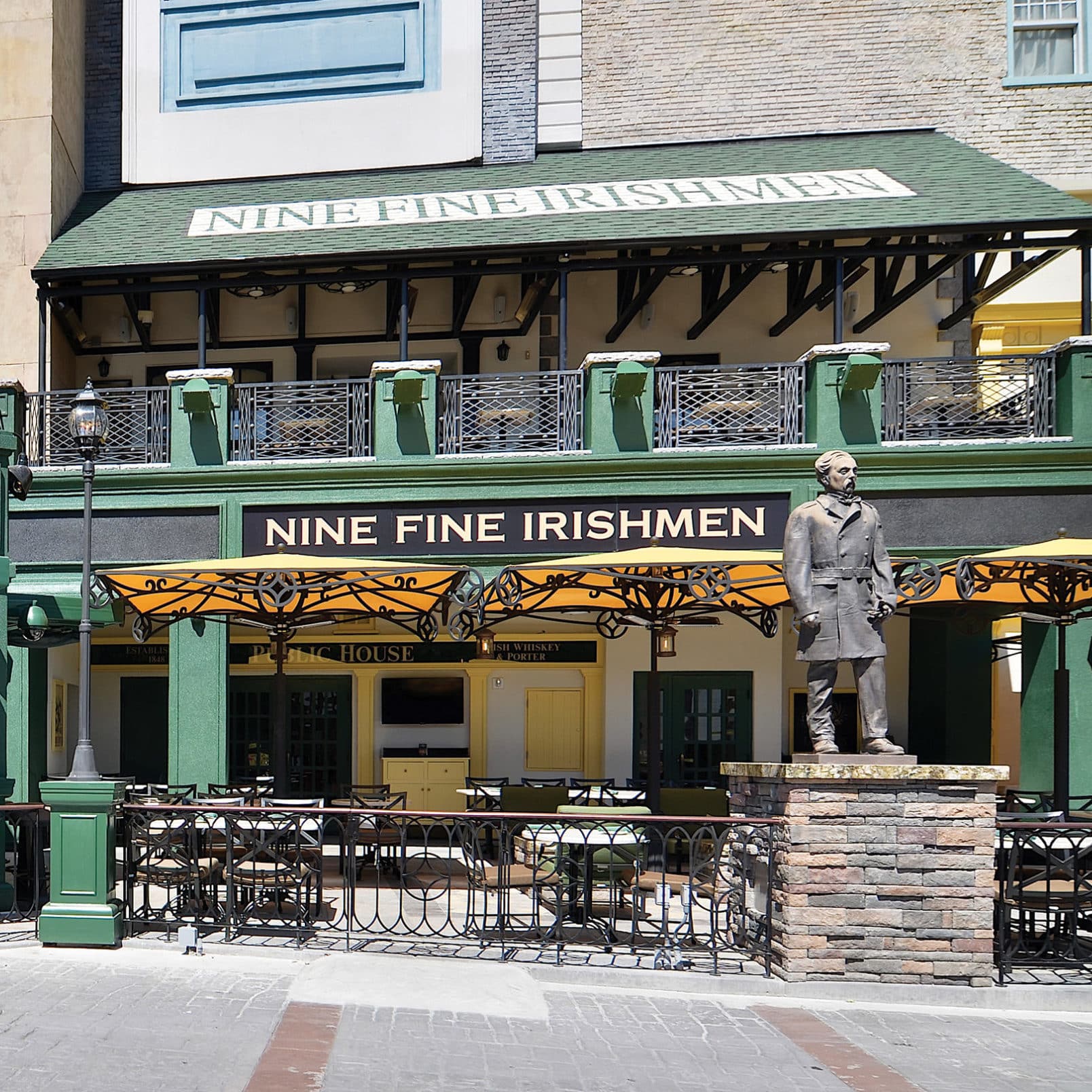 Nine Fine Irishmen bar exterior