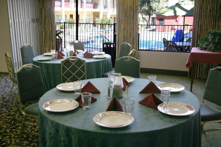 dining area at MArdi Gras