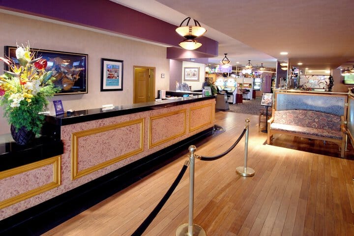 lobby at Mardi Gras Inn