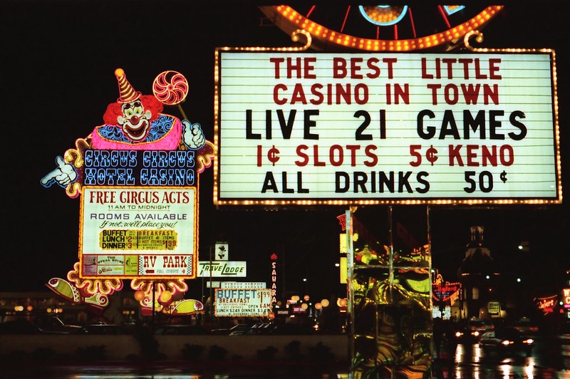 Casino signs from the road las vegas
