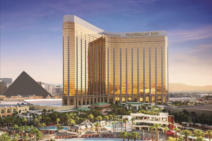 Exterior view of Mandalay Bay Resort & Casino Las Vegas